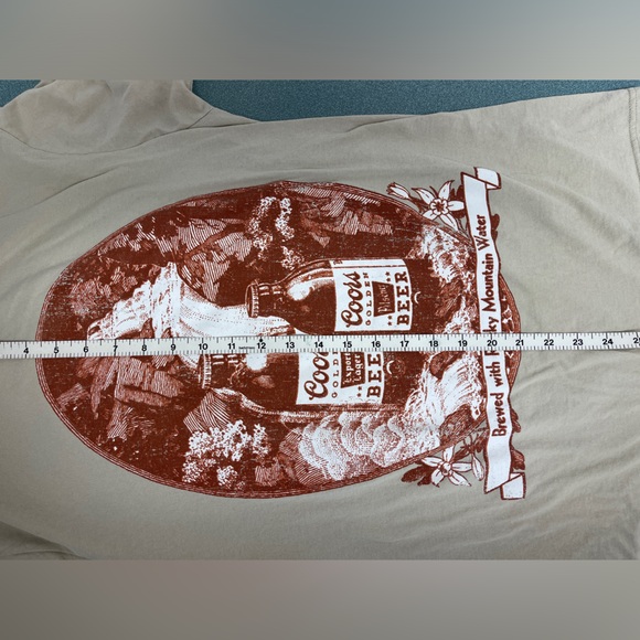 Coors Banquet Beer T-Shirt Women’s Med Tan - Picture 5 of 7